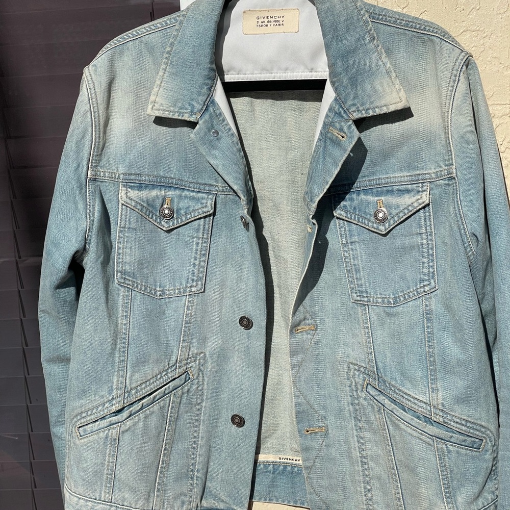 GIVENCHY embroidered logo denim jacket. GREAT CONDITION!